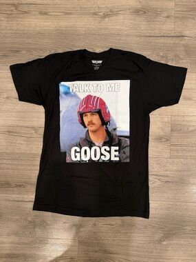 Top Gun Talk To You Goose Tee Men’s Size Large